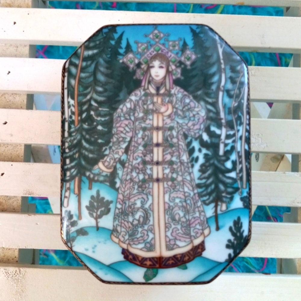 Heinrich Villeroy & Boch Russian Fairy Tales Porcelin Snow  Maiden Germa…